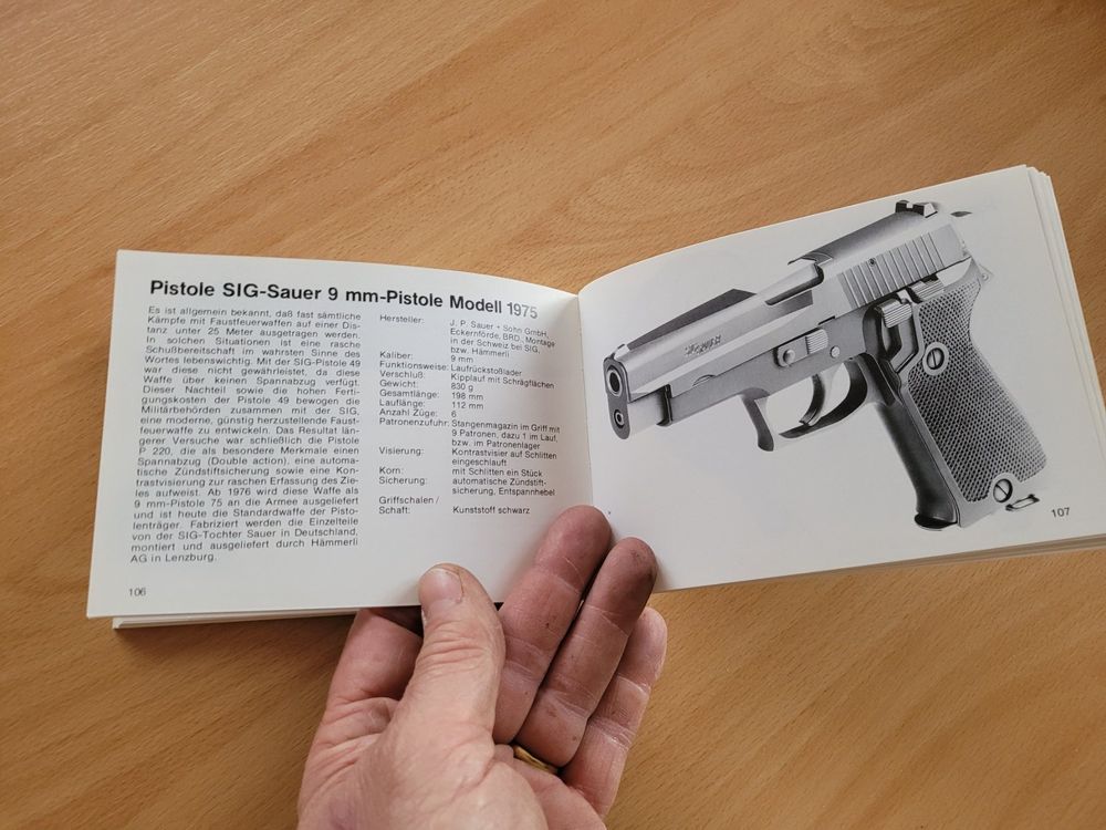 Brochure armes suisses Sig, Révolver, Parabellum, Waffen, .. (D ...