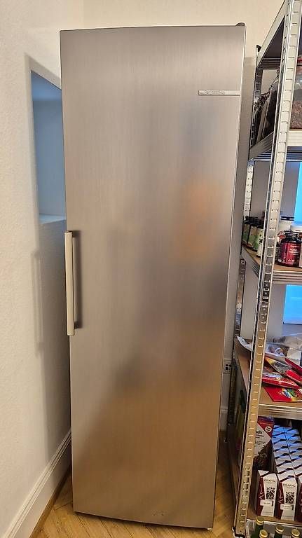 Réfrigérateurs: Kühlschrank, Bosch, silber – D'occasion à Basel par martinson2000