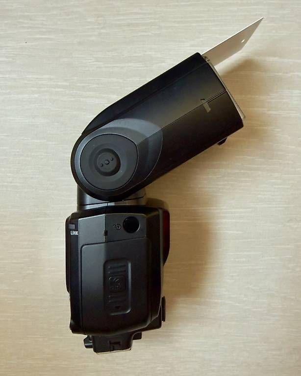 Nikon Flashs: Blitzgerät Nikon SB5000 – D'occasion à Giubiasco par SandroWeb 2