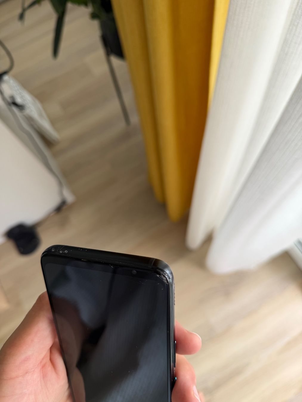Asus Portables: Rog Phone 7 Ultimate – D'occasion à Neuchâtel par joa_x5pl 4
