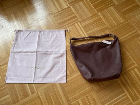 Leder-Beuteltasche NEU- COCCINELLE - Damen