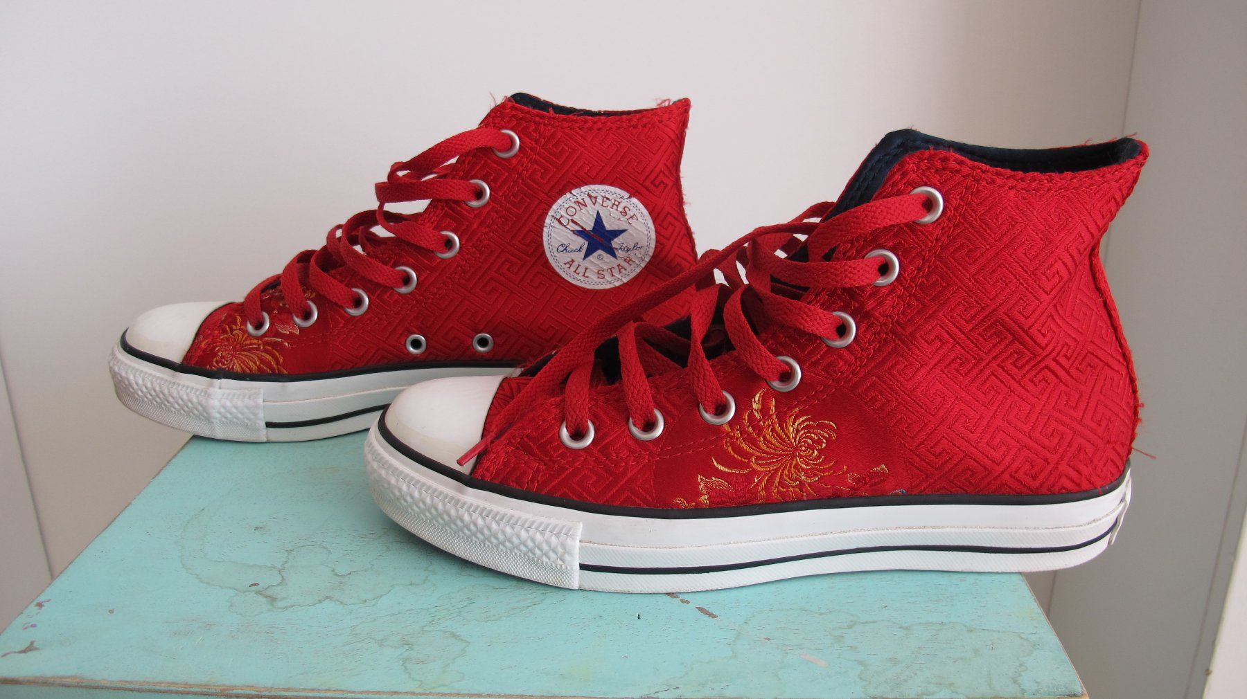 Converse Scarpe da donna: Converse Chucks All Star Gr.39 Rot – Usato da St. Gallen venduto da Flint75
