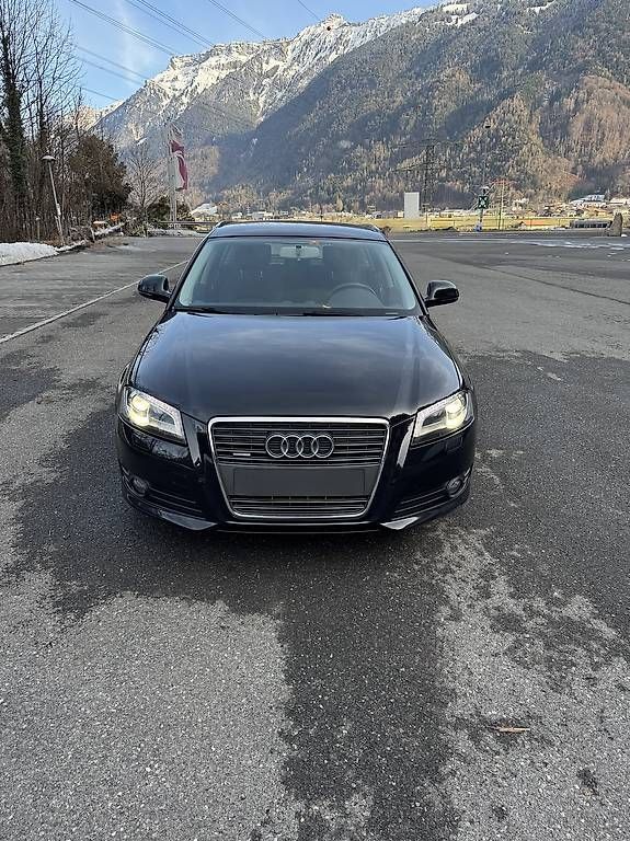 Automobili: Audi A3 MFK Aktion  – Usato da Interlaken venduto da vla_s2q6