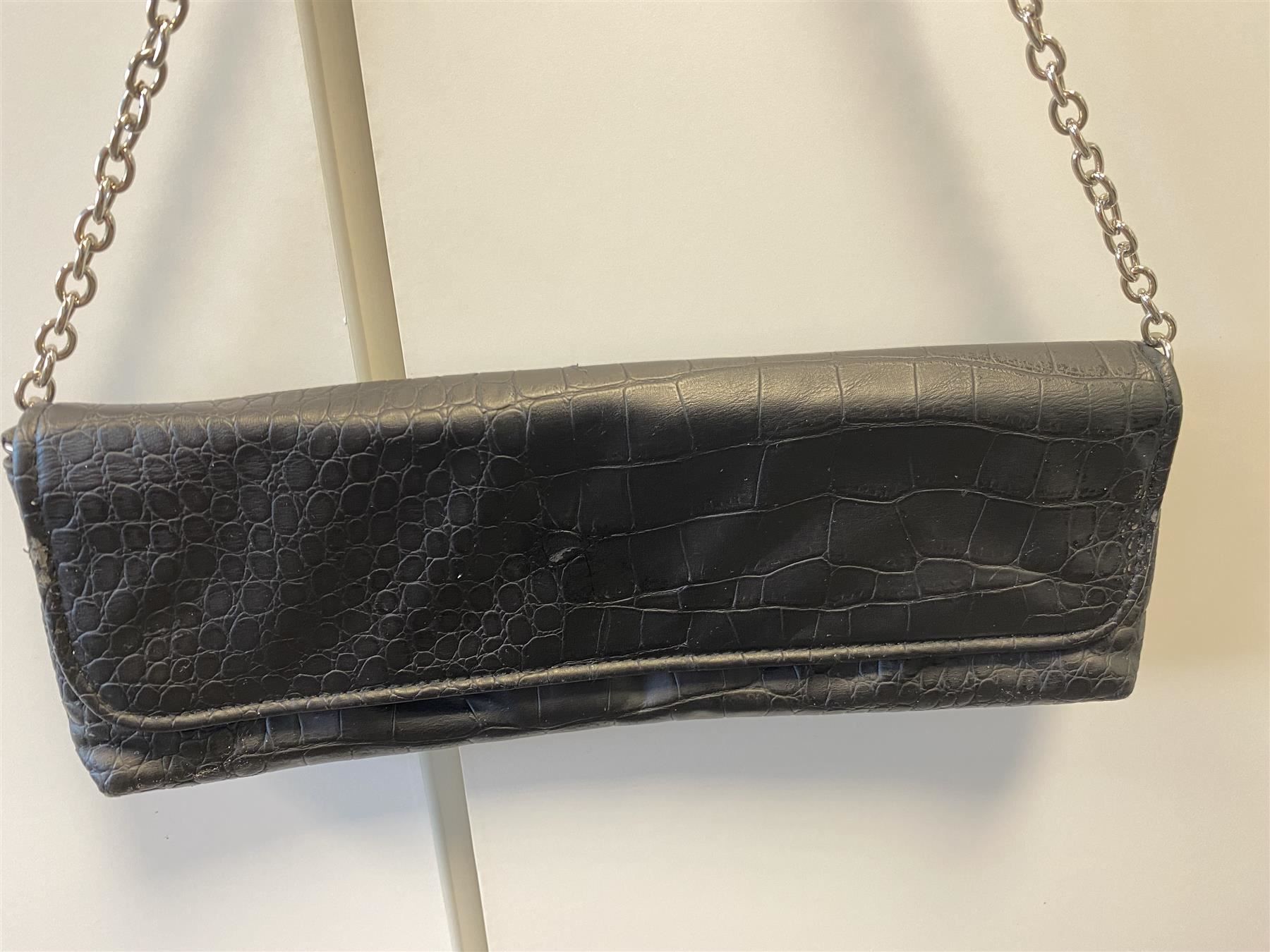 Borse da donna: Tasche Anhänger  aus Leder – Usato da Wängi venduto da Bmo 1