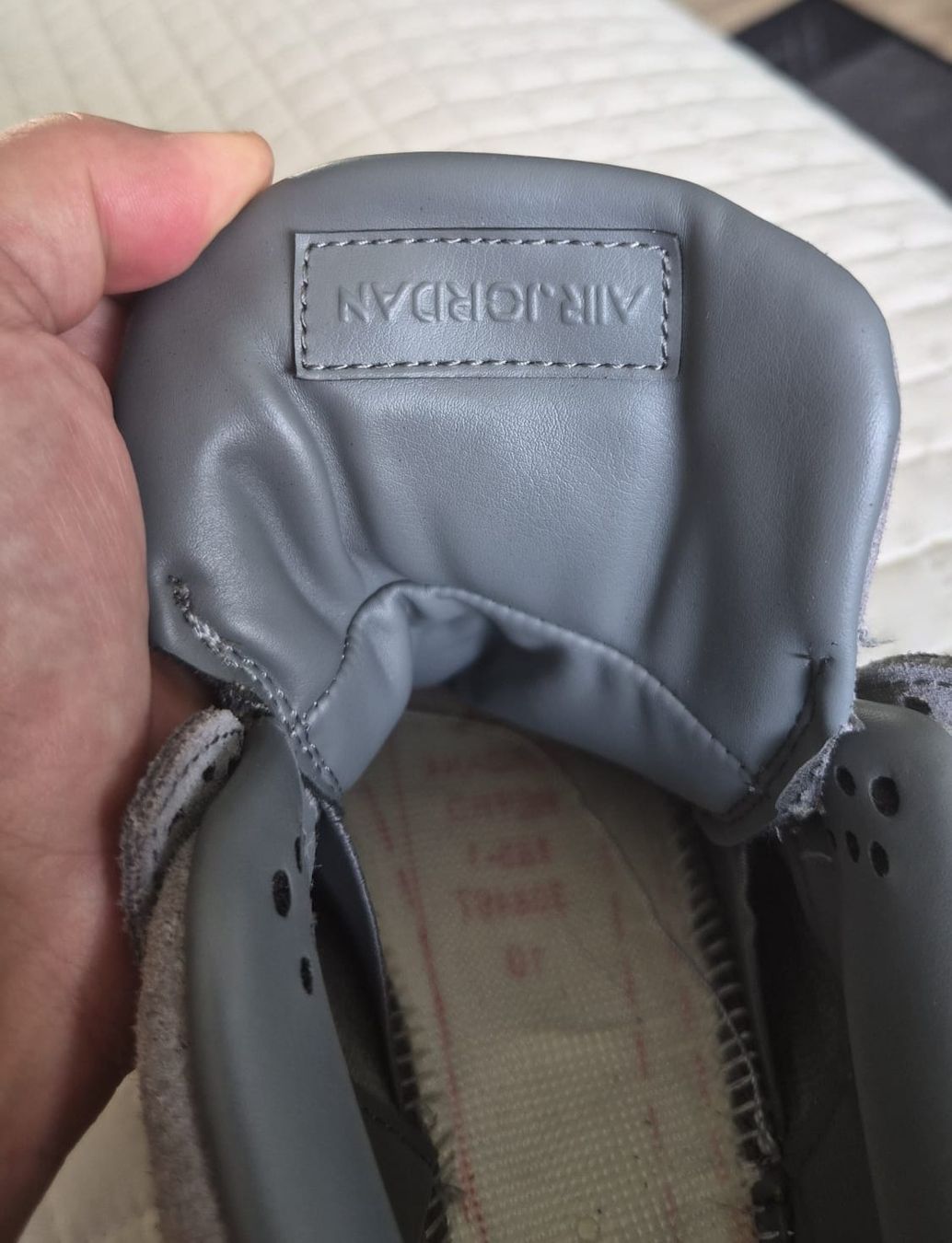 Jordan Scarpe da uomo: Jordan Kaws ("Cool Grey") – Usato da Diessenhofen venduto da mra_xqx9 5