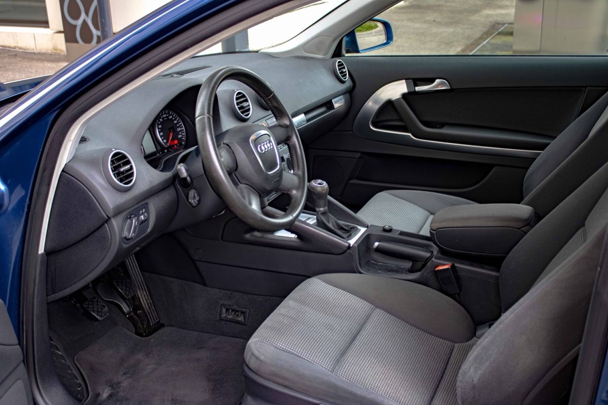 Audi Autos: AUDI A3 1.6 FSI Attraction – Gebraucht aus Unterkulm von mus_2brd 7
