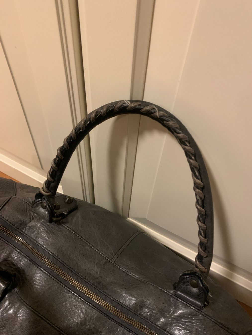 Balenciaga Borse da donna: Balenciaga Work Tasche Leder Grau/Anthrazit – Usato da Zürich venduto da Sera.13 2