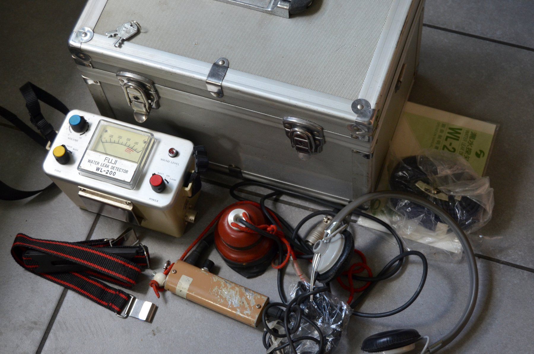 Misurare: Fuji Water Leak Detector WL-200 – Usato da Collonges venduto da arashee 1