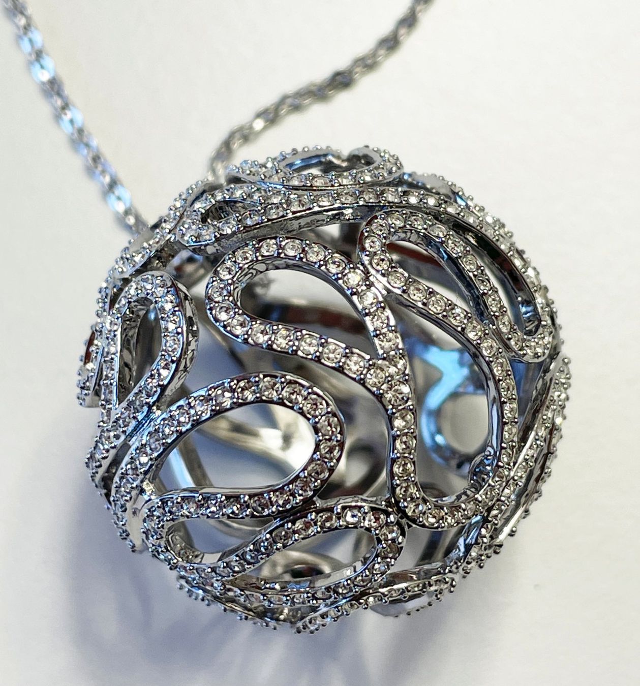 Swarovski Catenine: Kette von Swarovski – Usato da Chur venduto da elifor 2