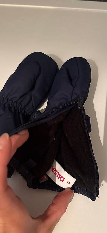 Reima Guanti: Reima Handschuhe Gr.0 – Usato da Sursee venduto da leni.leni 1