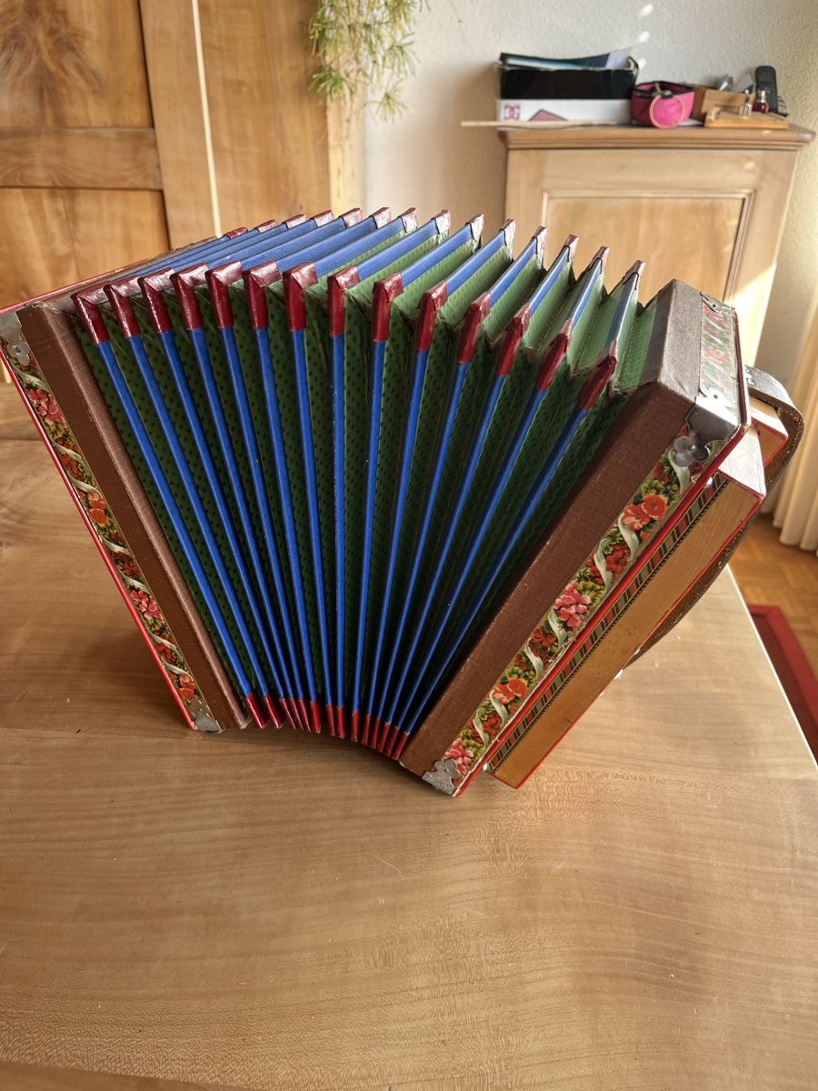 Musikinstrumente: Iten-Örgeli – Gebraucht aus Hedingen von Nostalgi 3