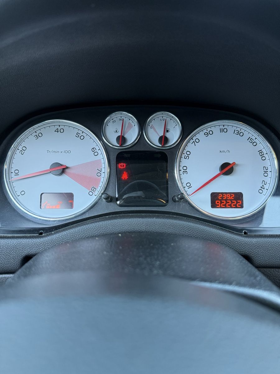 Peugeot Autos: Peugeot 307cc 2.0I – Gebraucht aus Chur von sin_m5nw 6