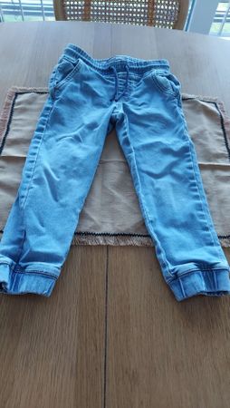 Pantalon enfant garçon en jean clair, taille 3-4 ans, 104