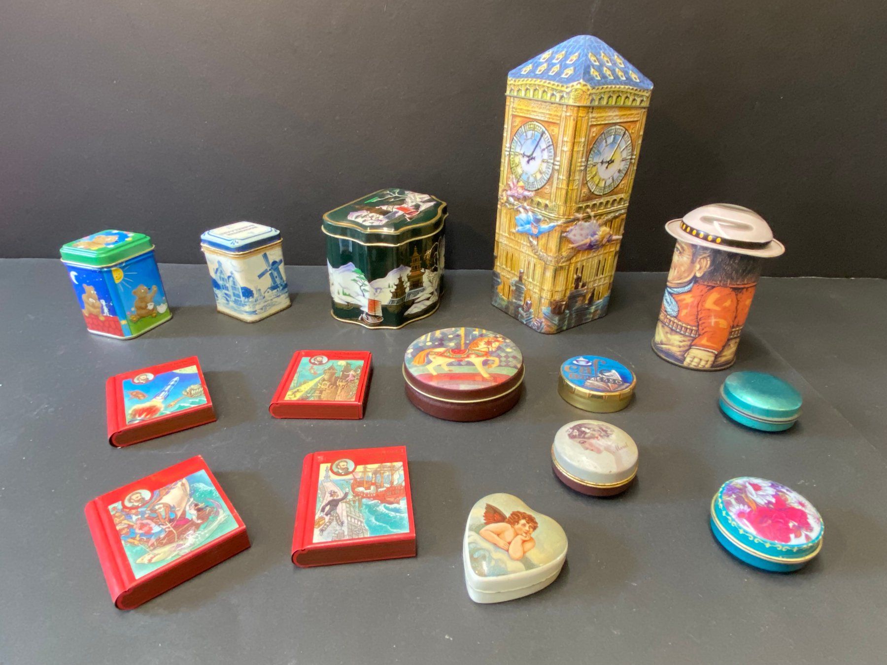 Altre Stoviglie: 15 Diverse Vintage Blechdose – Usato da Schaffhausen venduto da Magnet 1