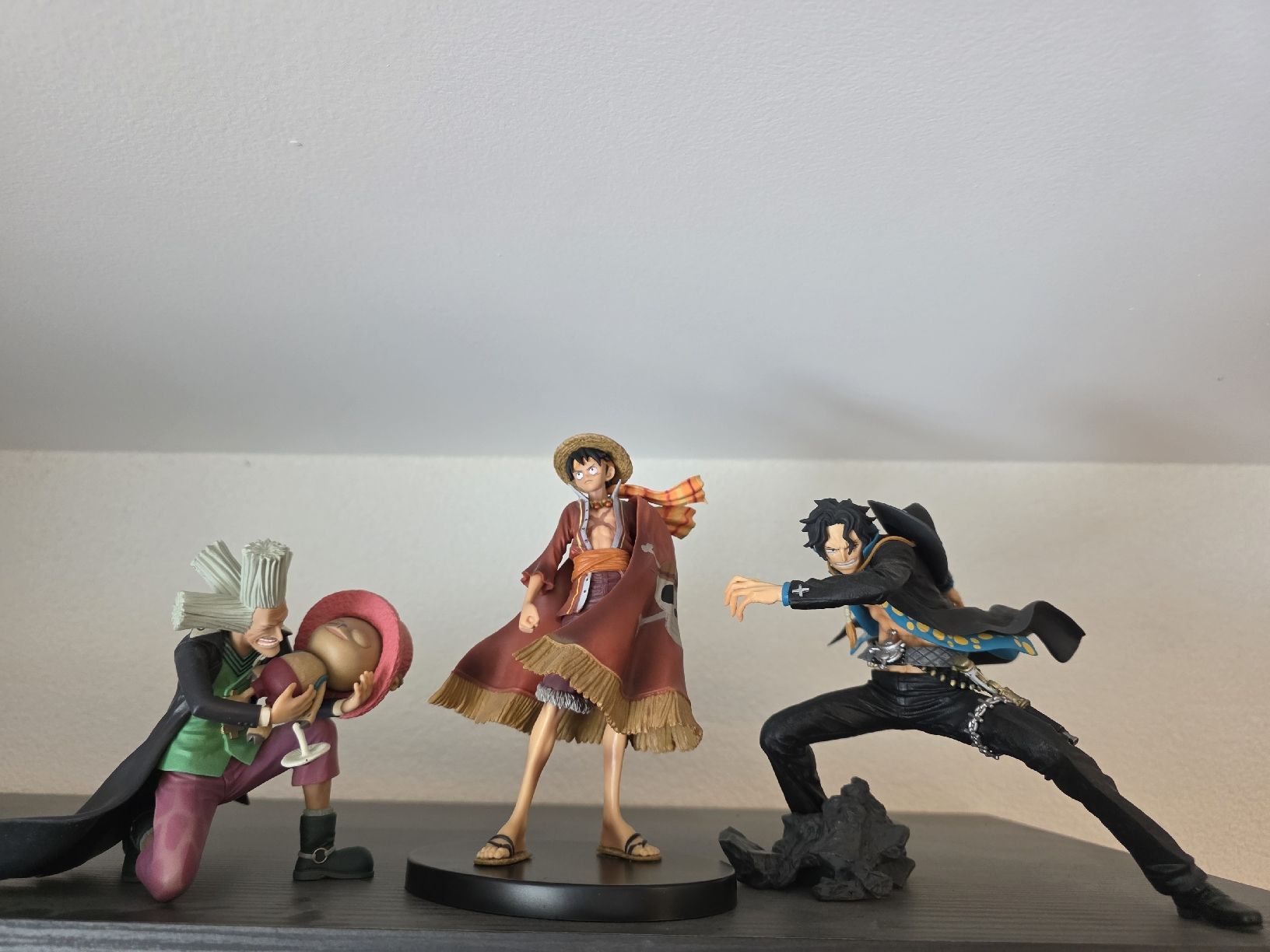 Statuette: Figurines One Piece – Usato da Nax venduto da Glead