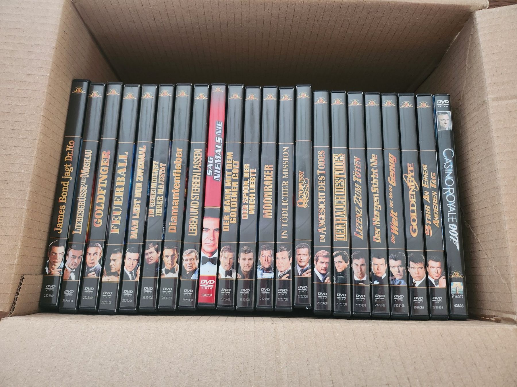 Alle DVDs: James Bond DVD Kollektion – Gebraucht aus Wettingen von eowynn