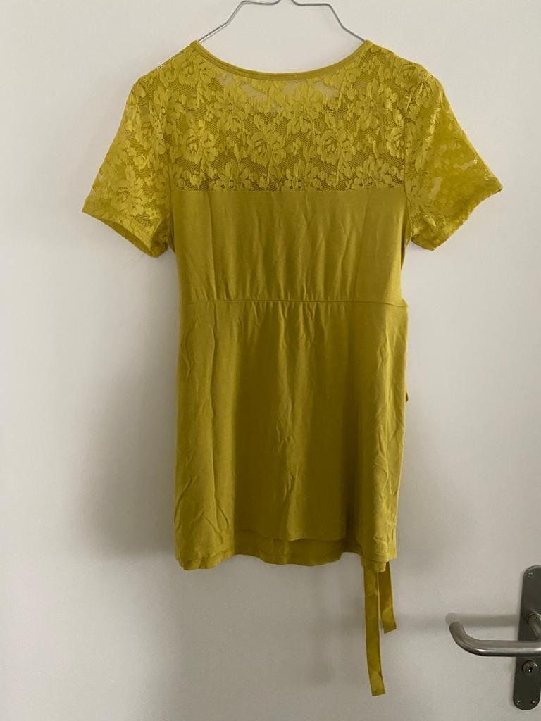 T-Shirts: Blusenshirt Gr. M – Gebraucht aus Thalwil von Coco2025 1