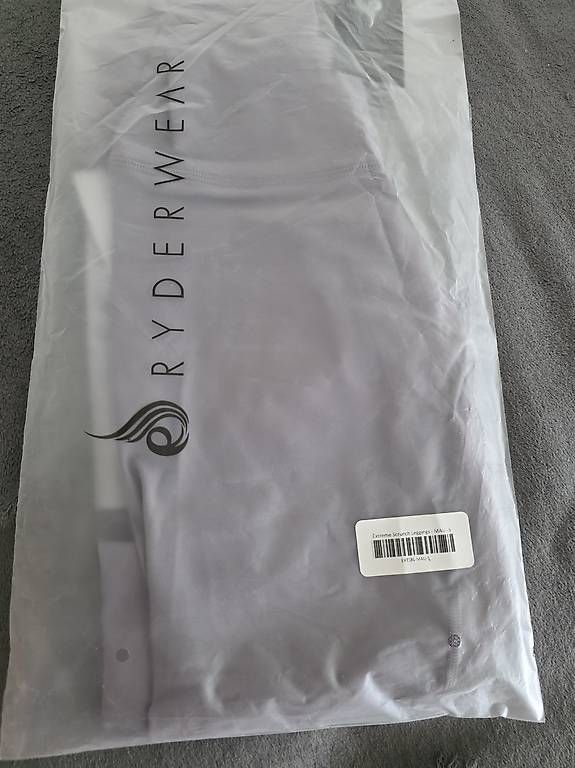 Maglioni & Felpe: RIDERWEAR VIOLETT GRÖSSE  S – Usato da Reitnau venduto da cuorematto01