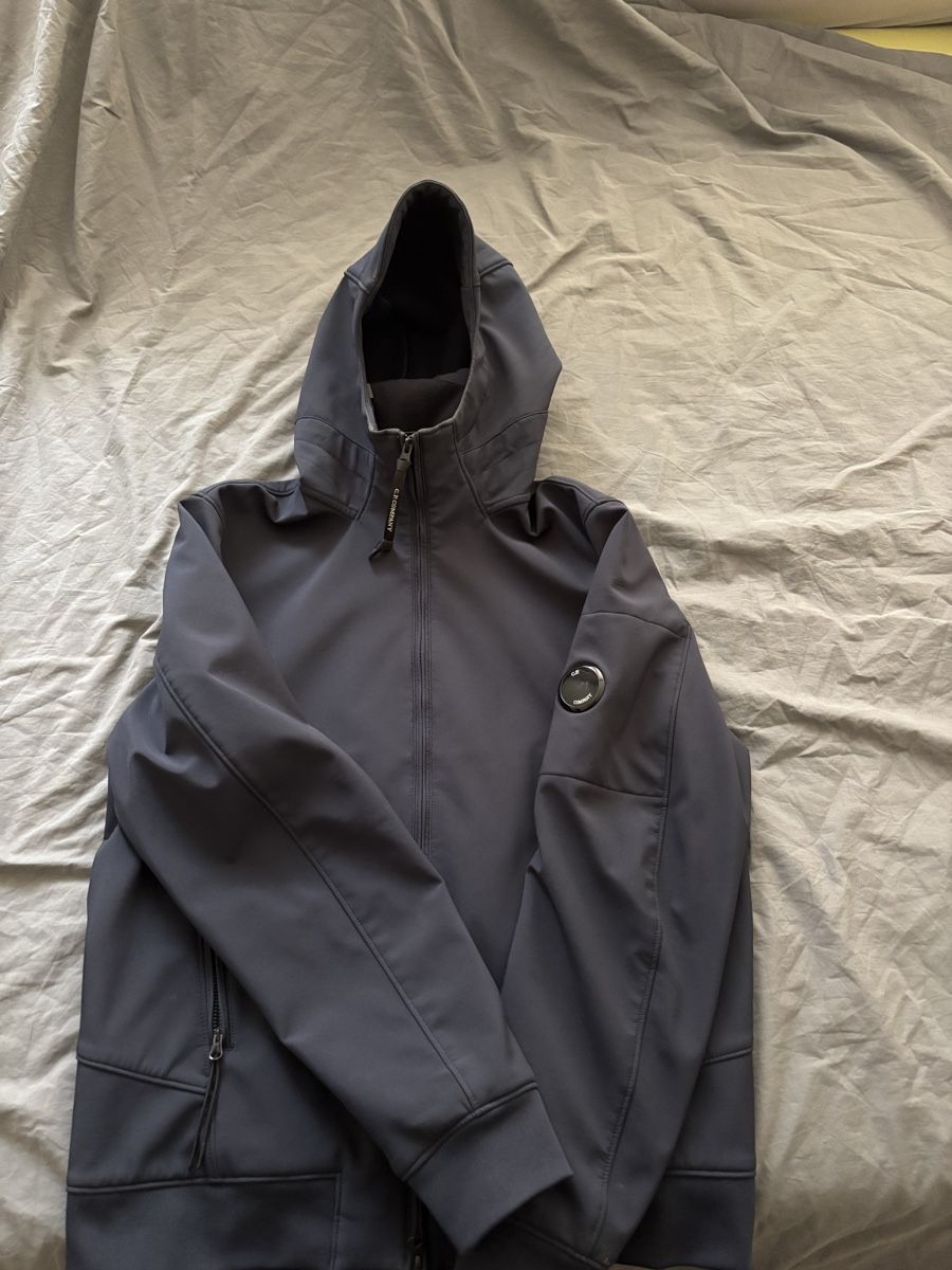 CP Company Giacche: Veste CP Company – Usato da Les Acacias venduto da vic_vw7s