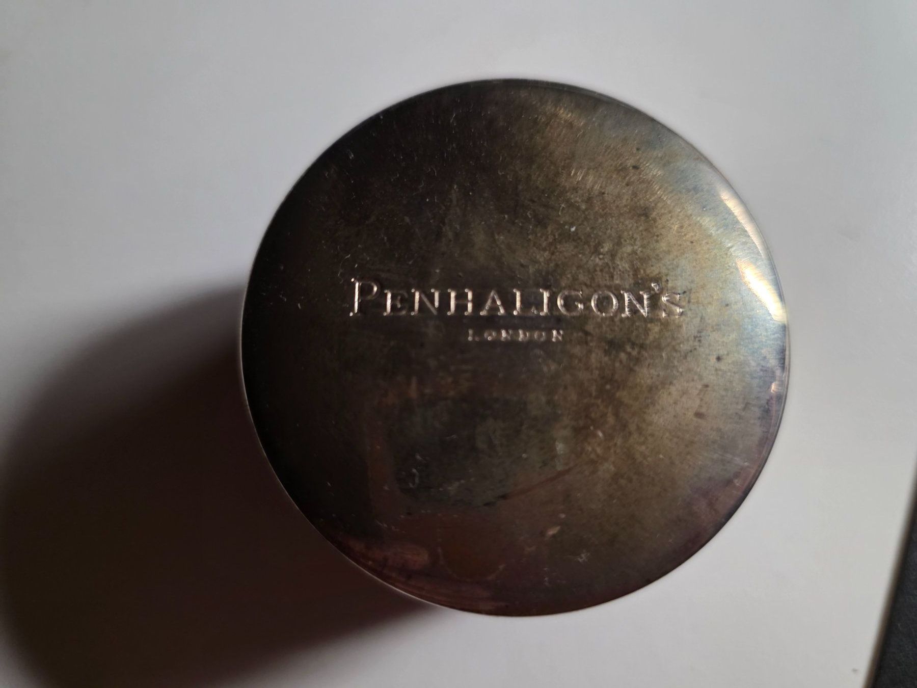 Altro in Decorazioni & Accessori: Kerzen Dose Metall Penhaligon's London – Usato da Walterswil BE venduto da Lonitti