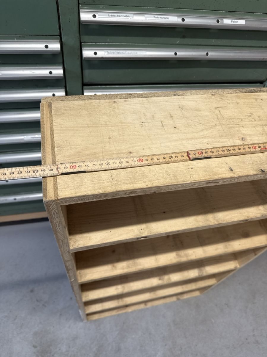 Regale: Gestell / Regal – Gebraucht aus Gossau SG von Airsal_Racer 3
