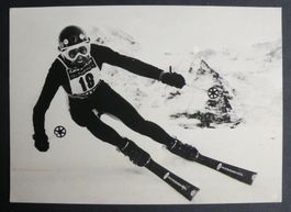 KURT HUGGLER Rossignol 1 alte AK Ansichtskarte Berge Ski