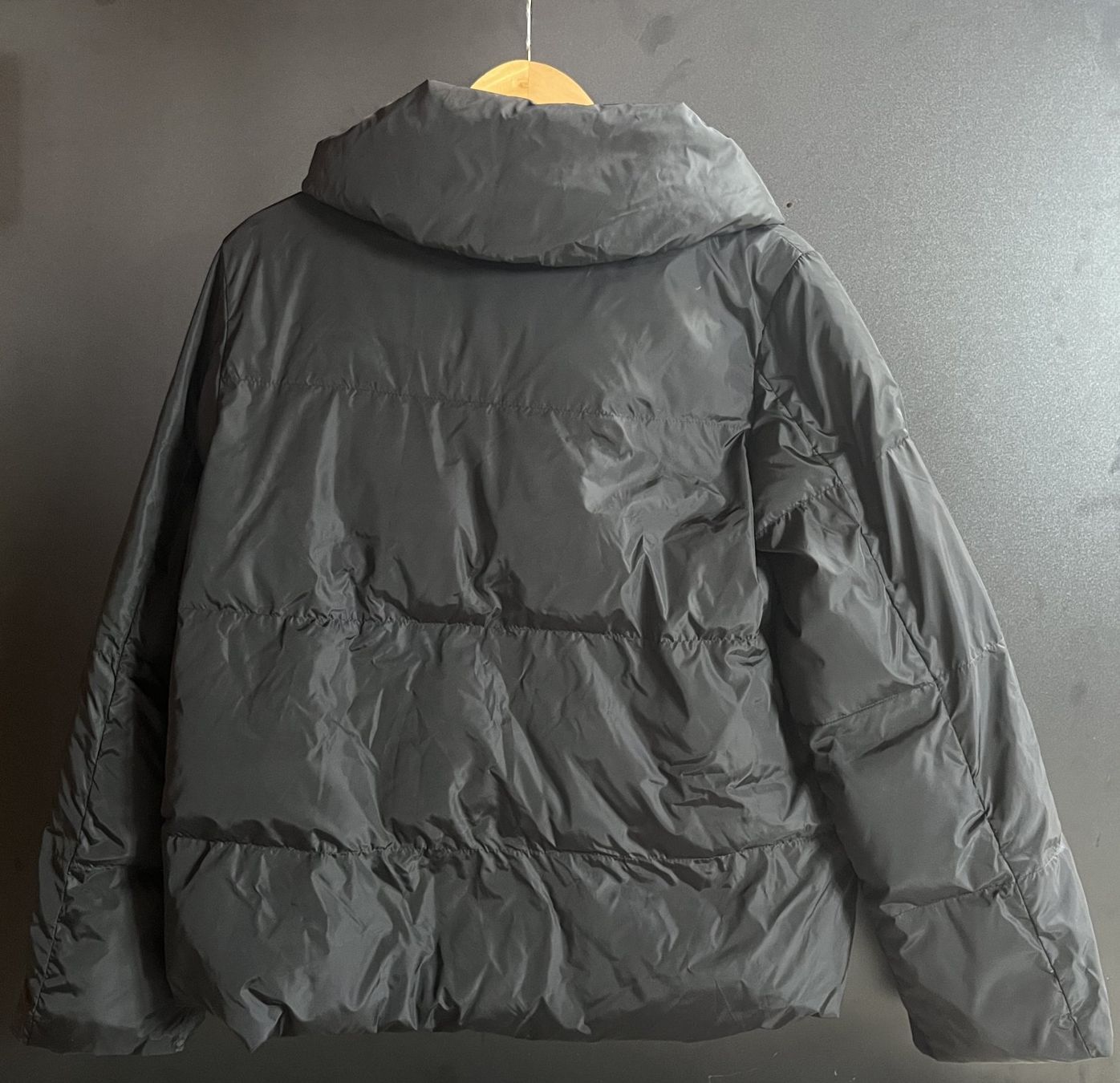 Opus Giacche: Veste zippée matelassée Opus – Usato da St. Ursen venduto da kat_g8z5 2