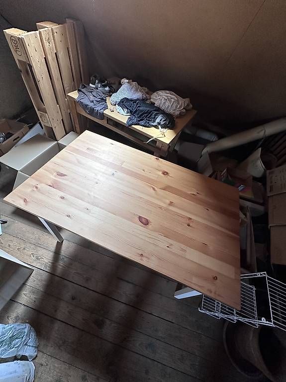 Tables: Tisch Ikea Holz & Weiss – D'occasion à Zürich par Clara.Trixi 1