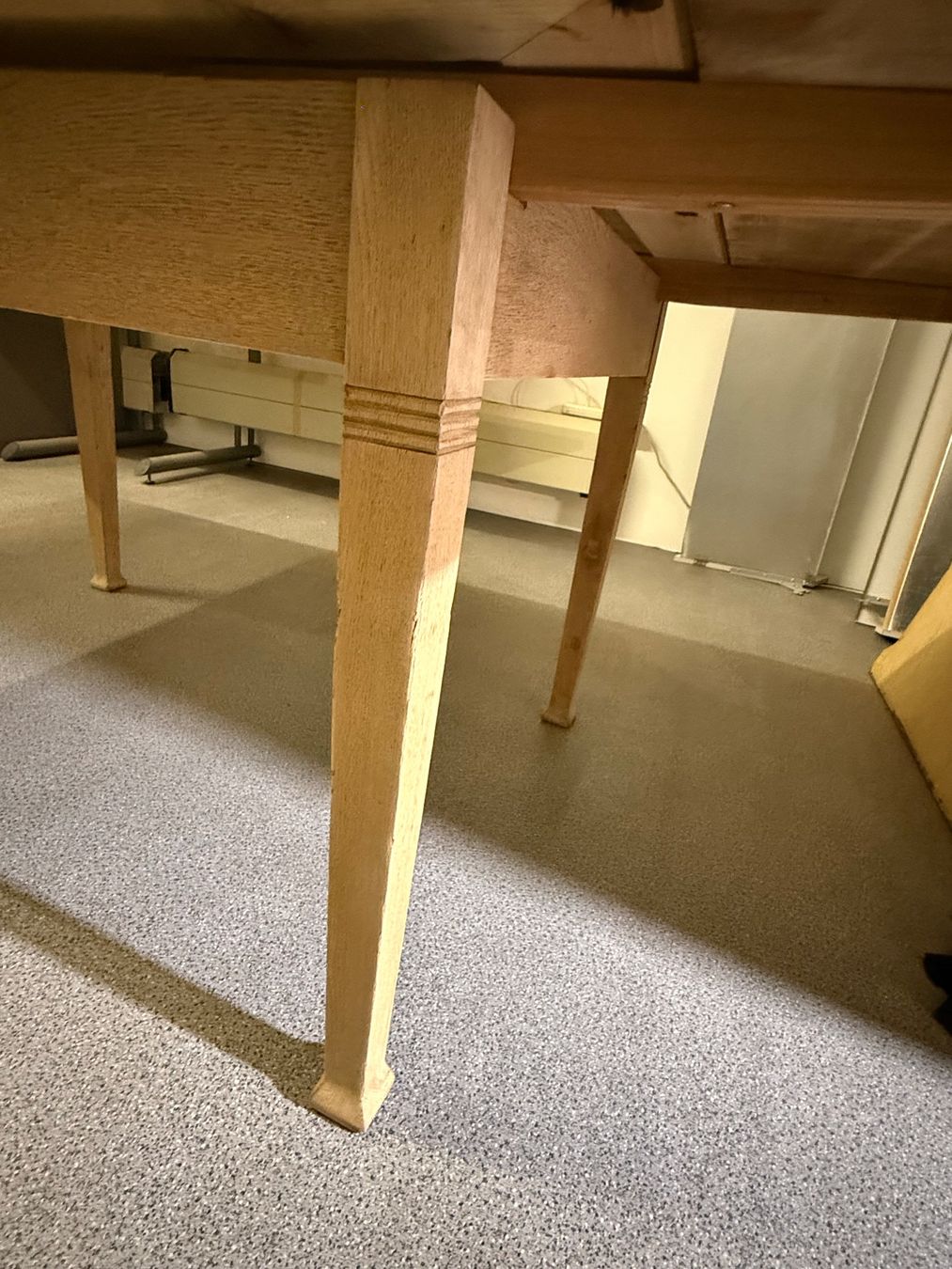 Tische: Esstisch Eiche ausziehbar – Gebraucht aus Altendorf von Elenaneagu22 2
