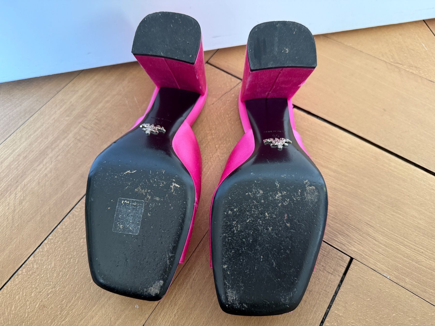 Prada Scarpe da donna: Prada Pantoletten Grösse 38 Pink Seide – Usato da Zürich venduto da lb6_x22g 4