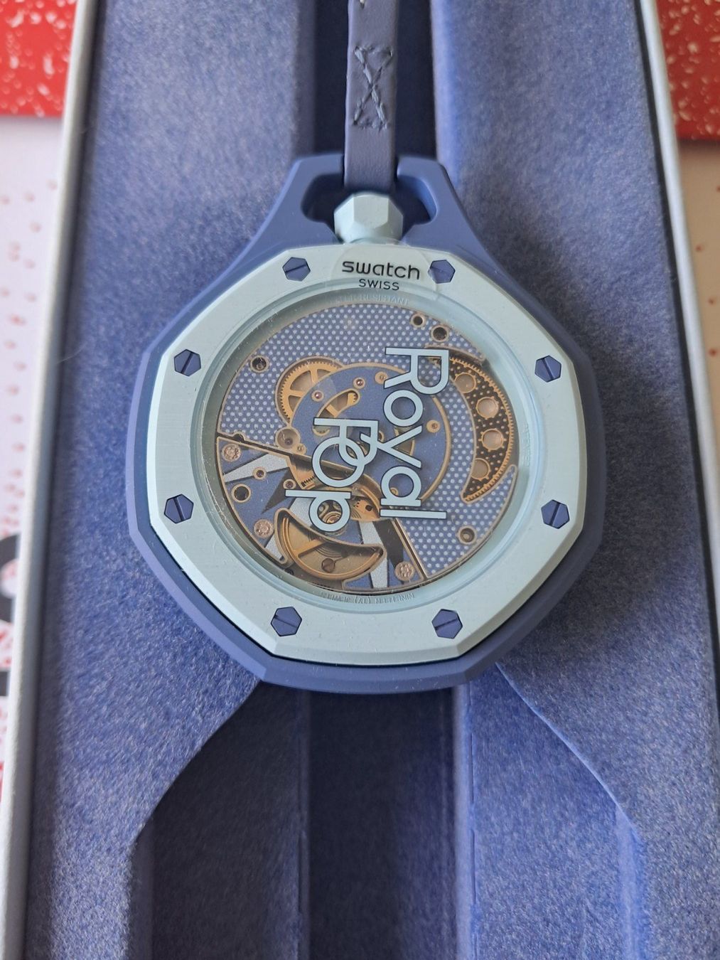 Audemars Piguet Orologi: Swatch x Audemars Piguet Royal Pop Lan Ba – Nuovo e nell'imballaggio originale da Niederhasli venduto da zvb_fgn2 3