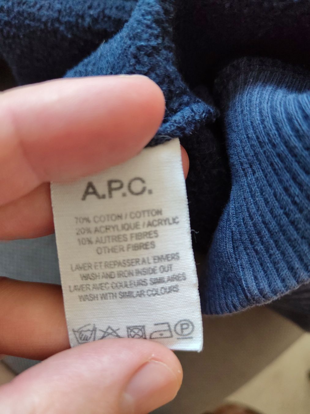 Pullover & Sweatshirts: Sweater APC – Gebraucht aus Frutigen von 20silas02 4