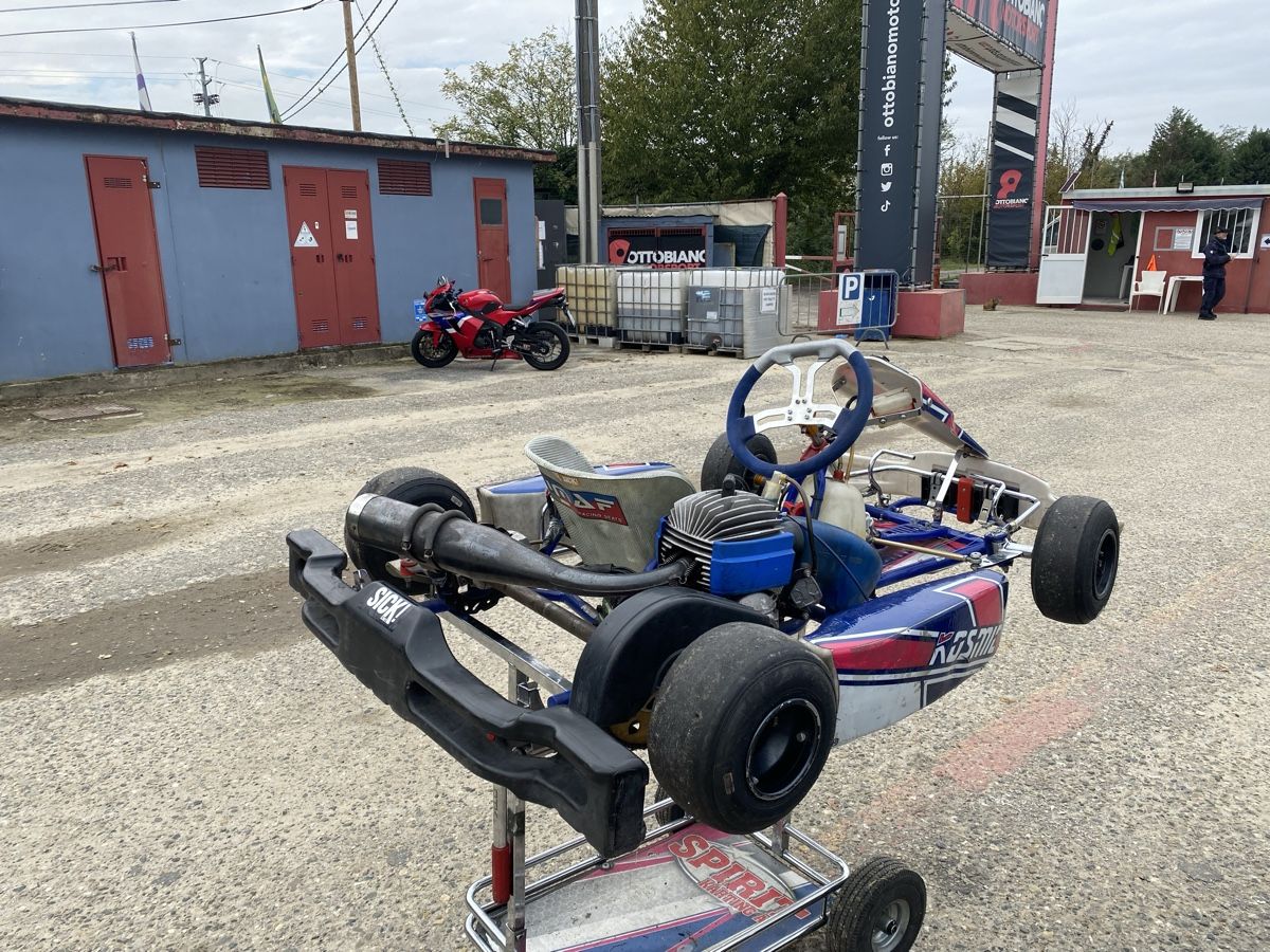 Karts: Kosmic Mini Kart – Défectueux à Bennau par Rennzwerg 2
