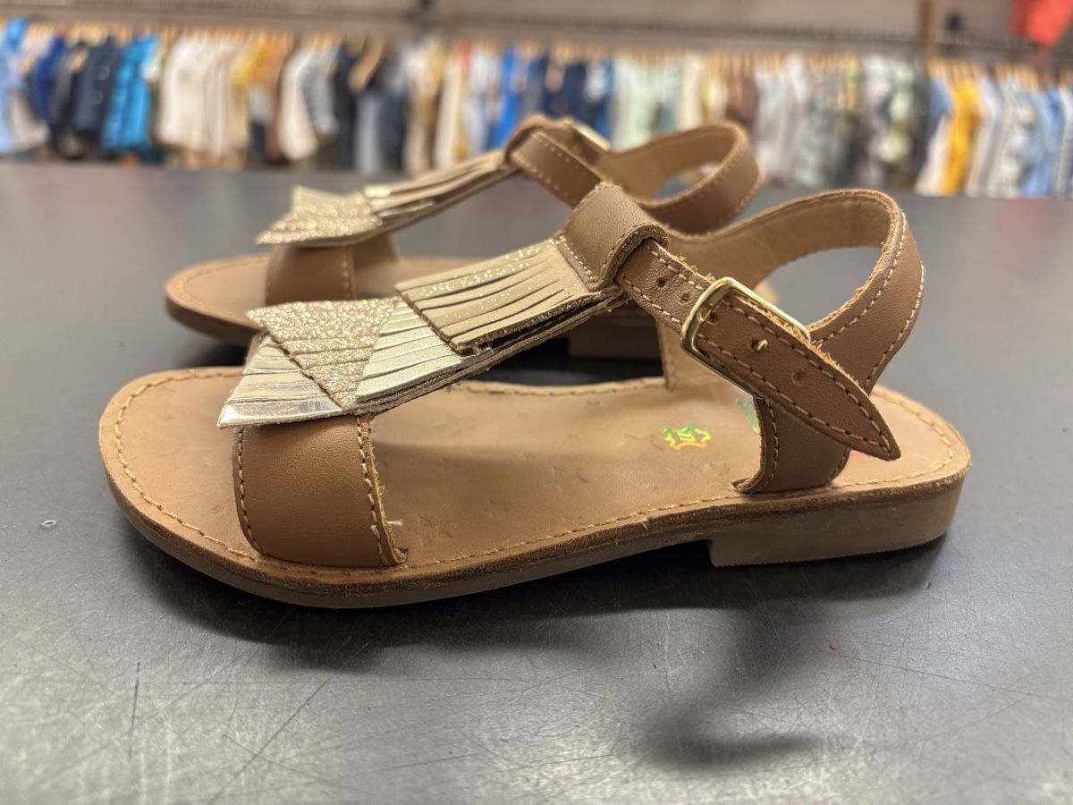 Scarpe per ragazze: Shoopom Sandalen Mädels, Grösse 27 – Usato da Büren an der Aare venduto da Nikito2001 2