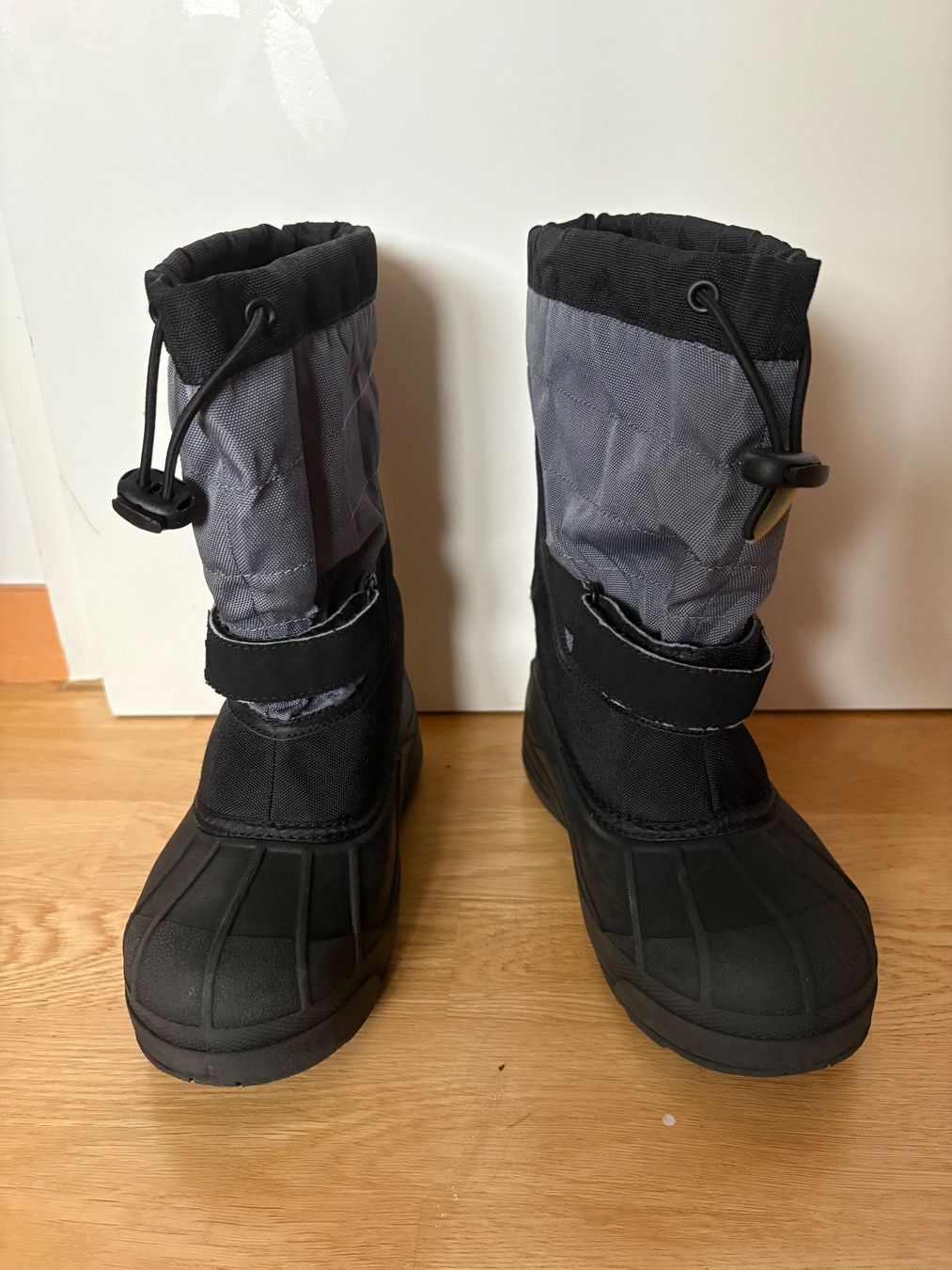 Columbia Scarpe per ragazzi: Winterstiefel gr 34 – Usato da Egg b. Zürich venduto da dalanna