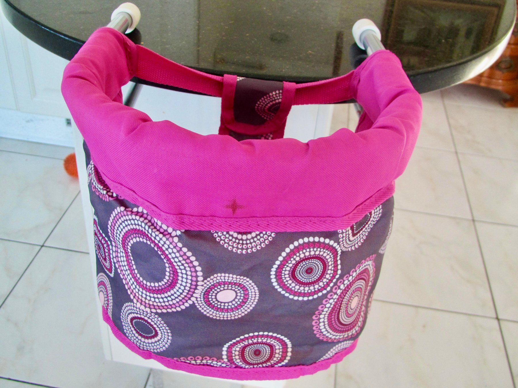 Puppen: CHAISE POUPEE CHIC – Gebraucht aus Murten von Selliot 1