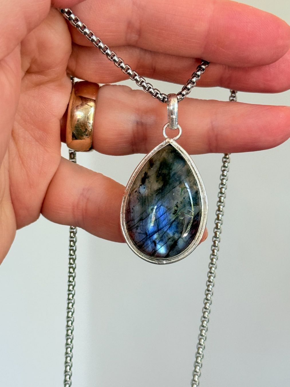 Catenine: Superbe collier Labradorite neuf ✨ Élégant – Nuovo e nell'imballaggio originale da Genève venduto da AWWA 3