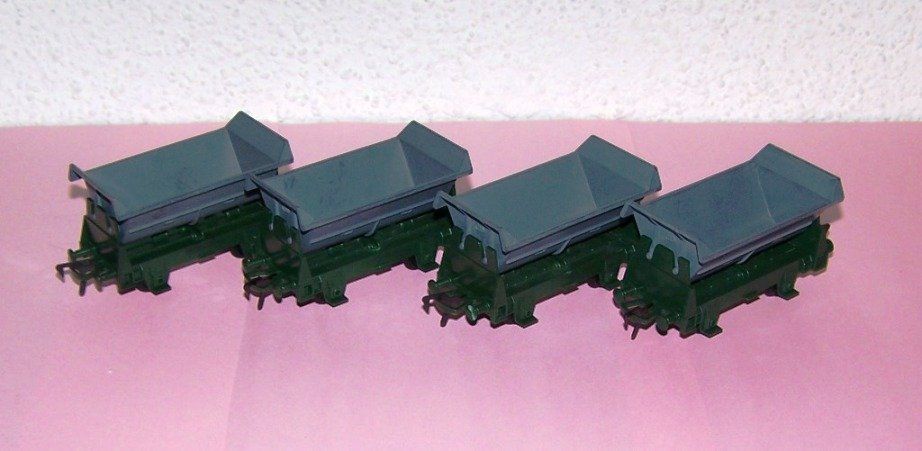 Fleischmann Modelleisenbahnen: Fleischmann H0 5501: 4 Stück Kipplorenwagen, DC – Gebraucht aus Brüttisellen von Rentner44zh