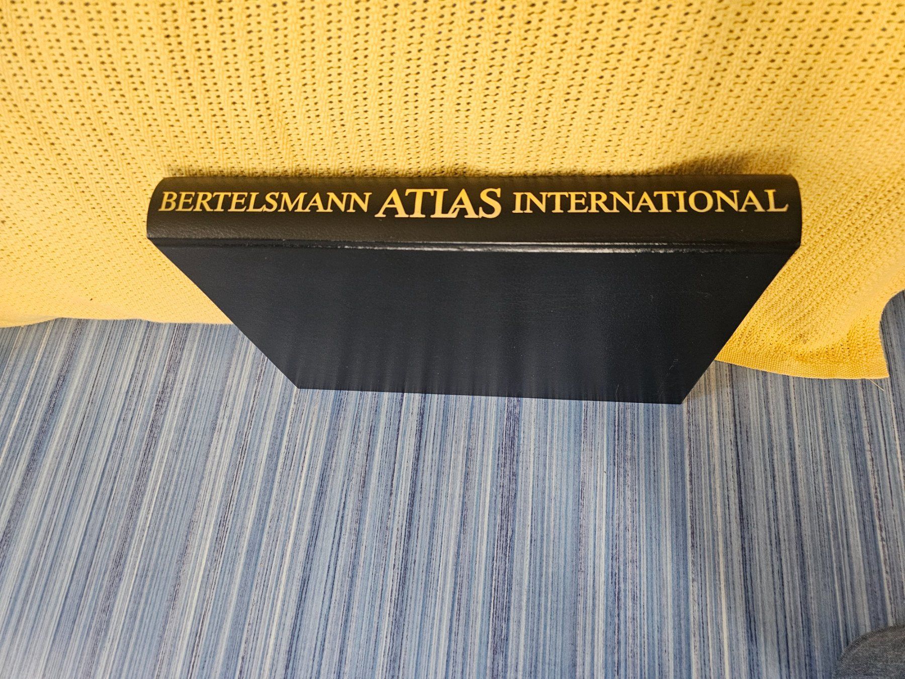 Libri: Der grosse Bertelsmann Atlas international – Usato da Rain venduto da Rasala3 1