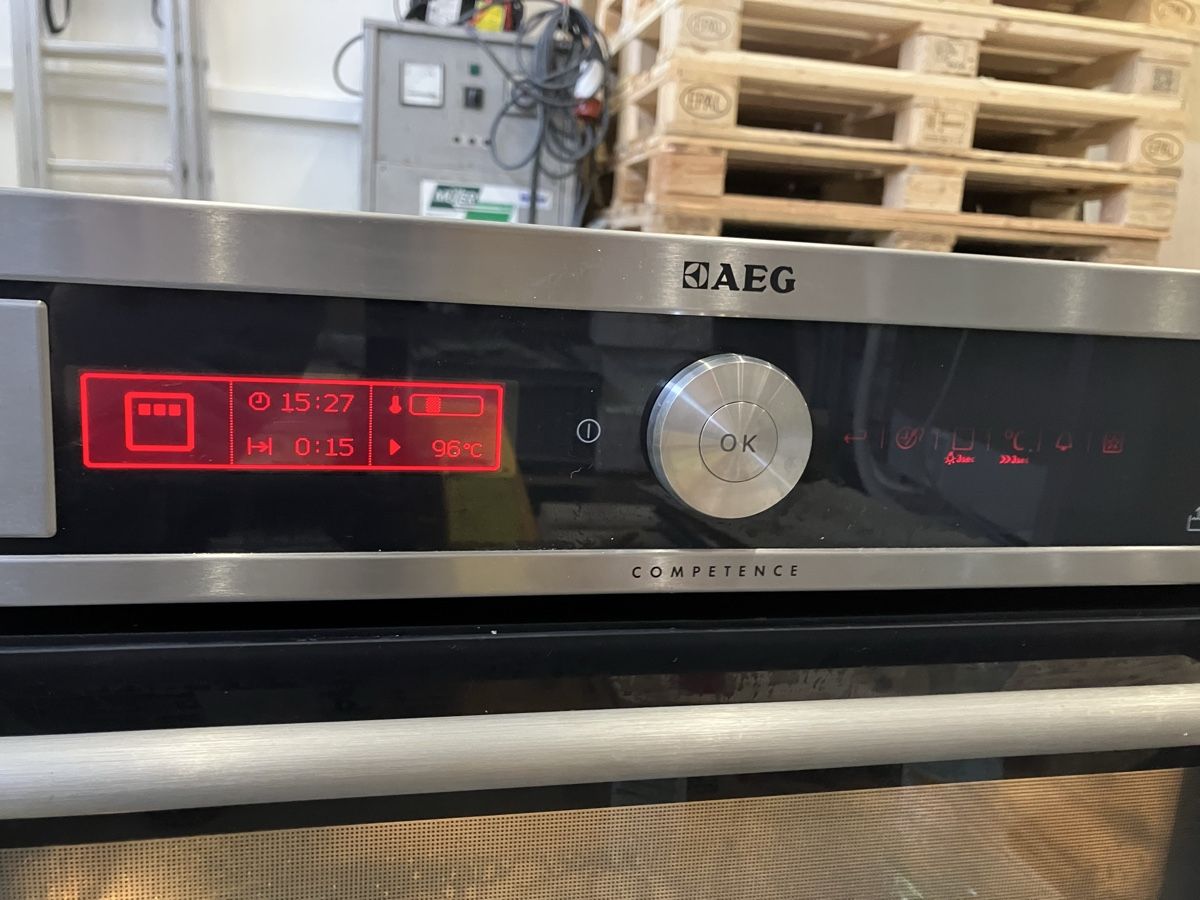 AEG Elettrodomestici da cucina: AEG Competence Dampfgar Backofen – Usato da Birrwil venduto da nicole86ch 1