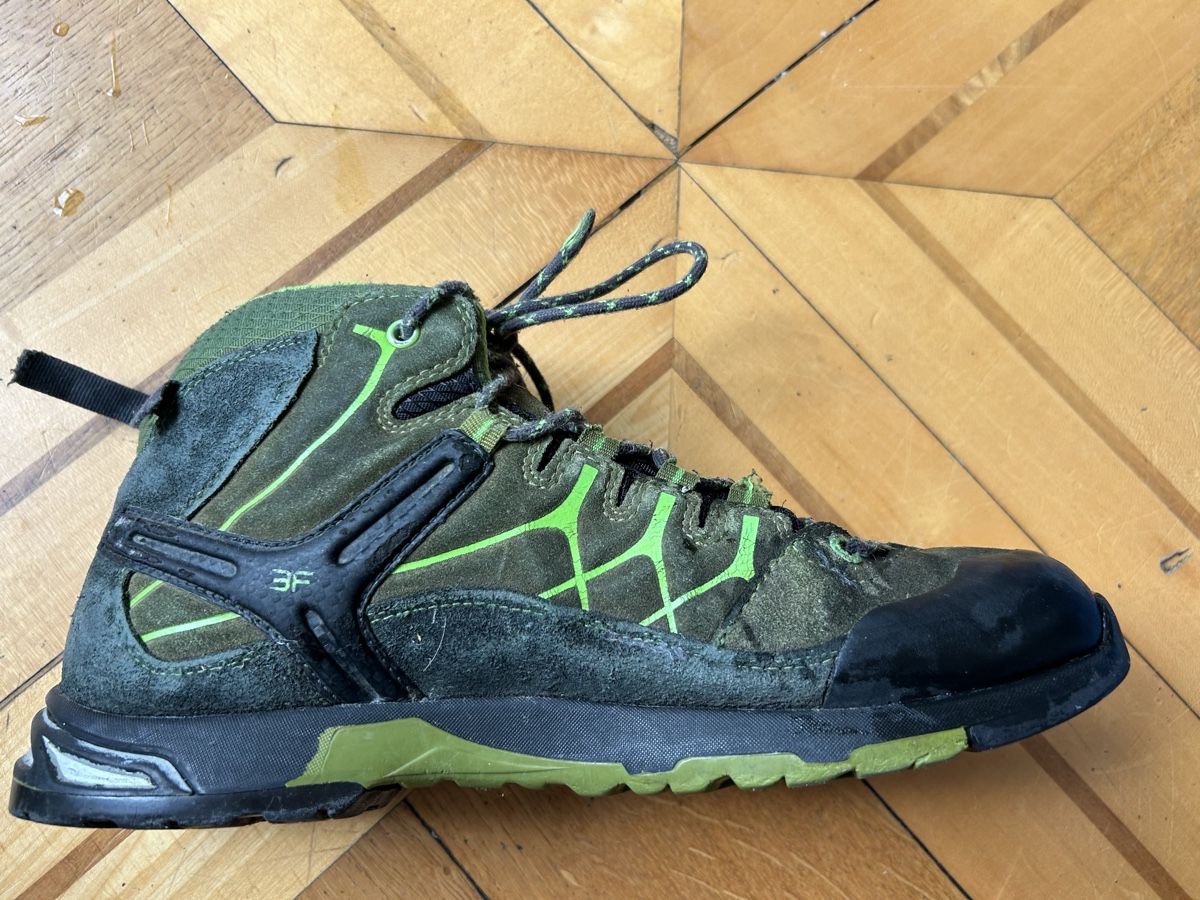Salewa Scarpe da uomo: Salewa leichte Gore-Tex Wanderschuhe Gr. 40 – Usato da Basel venduto da isa_8h8b 1