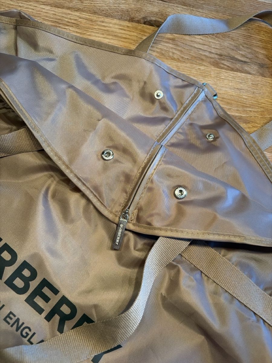 Burberry Sacs: Kleidersack Burberry  – Neuf (Voir description) à Freidorf TG par ibipatria 1
