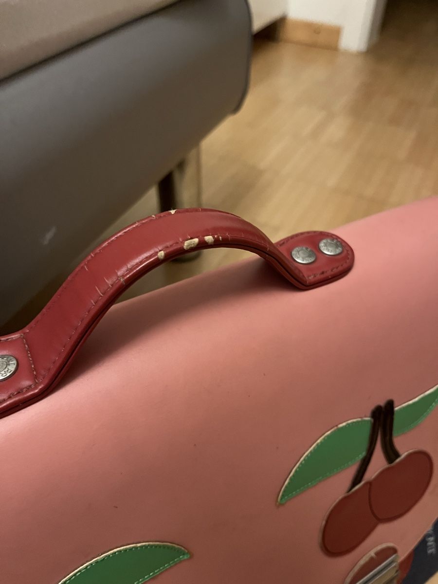 Kindertaschen: Jeune Primeur Schulthek mit Kirschen – Gebraucht aus Wädenswil von Gilmored83 2