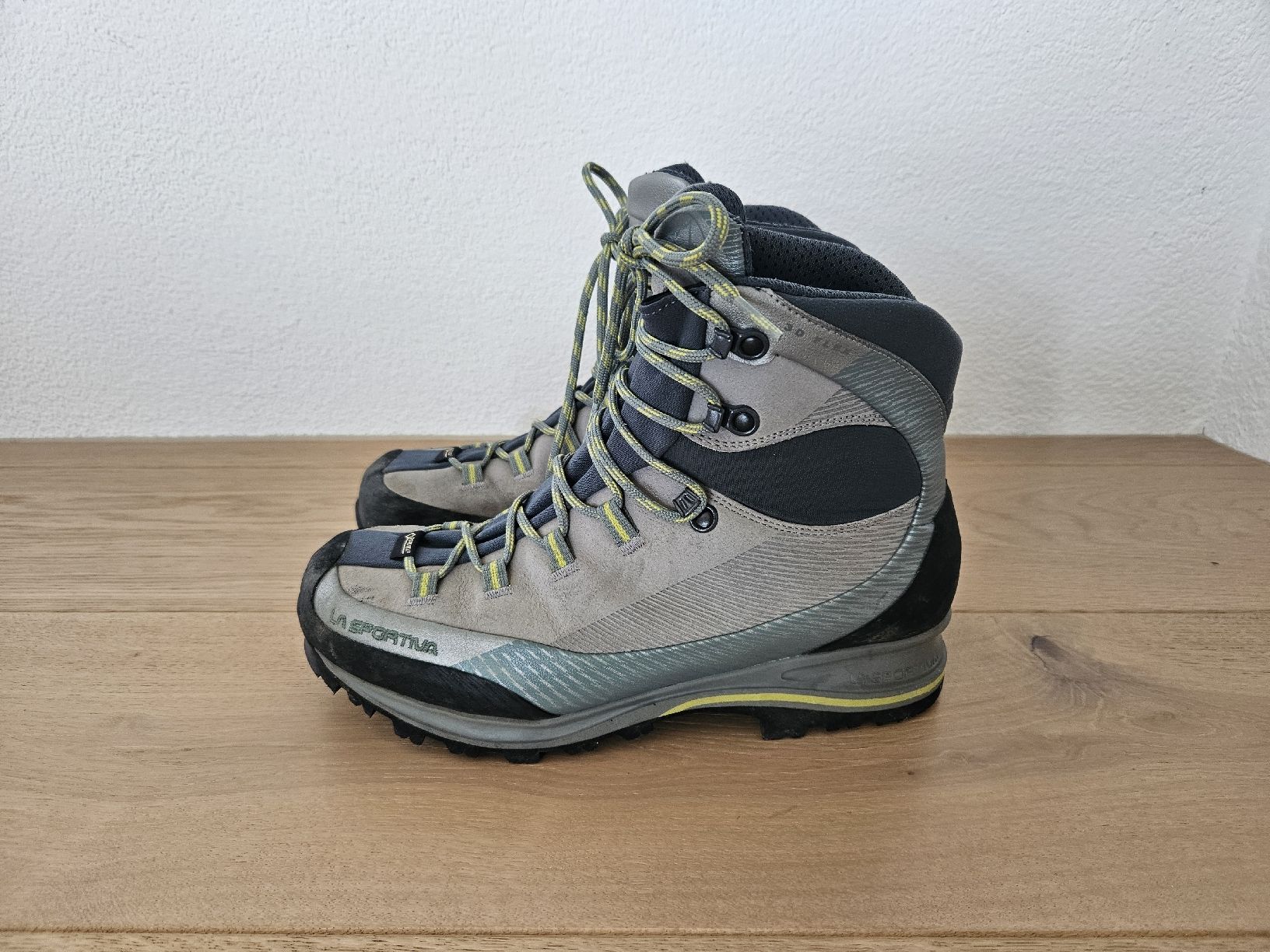 La Sportiva Scarpe da donna: La Sportiva Wanderschuhe - Gr. 41 – Usato da Hofstetten SO venduto da Ameisenbaer