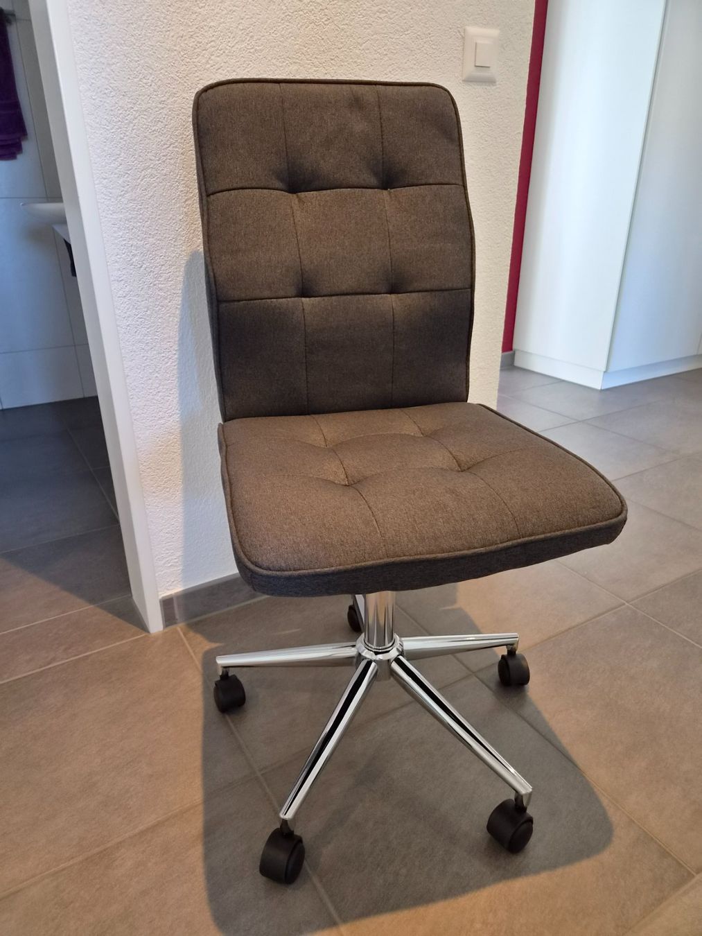 Stühle: Bürostuhl München Grau – Gebraucht aus Winkel von Gamei