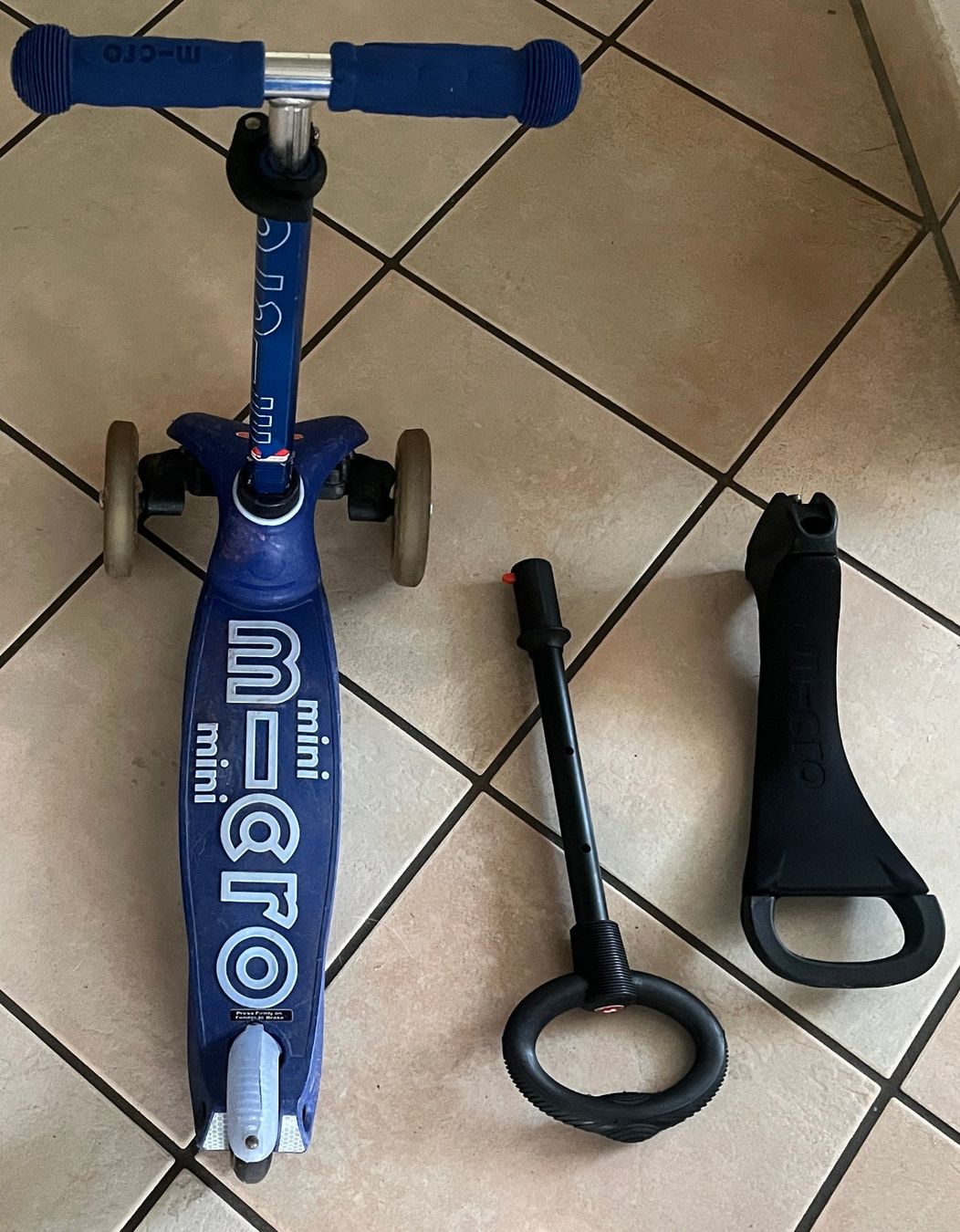 Micro Kickboard: Kickboard - Micro 3in1 Deluxe - Blue – D'occasion à Le Noirmont par bouboun21 1