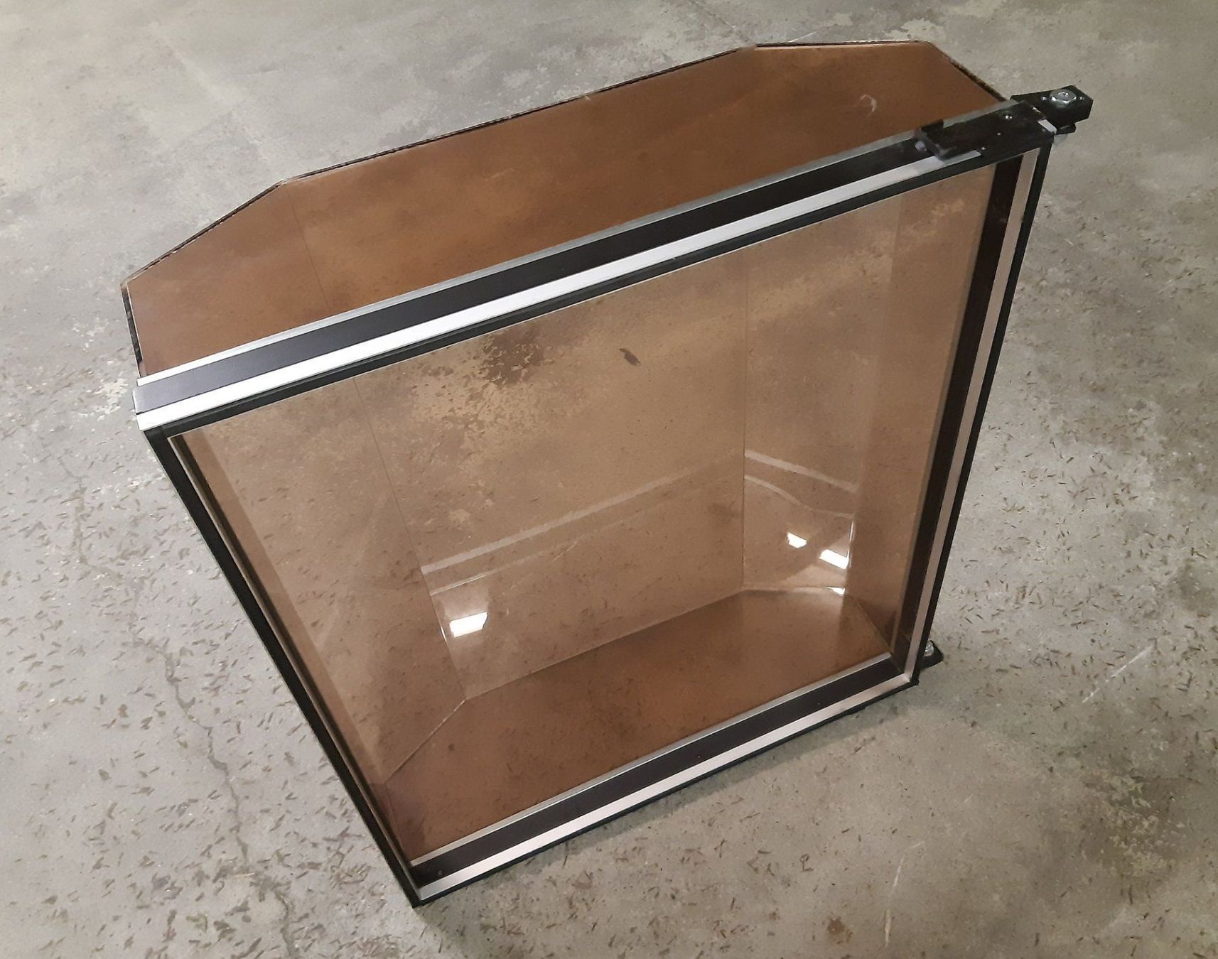 Recipients et similaires: Grosse Plexiglas - Haube (getönt!) – D'occasion à Lohn-Ammannsegg par Molch7