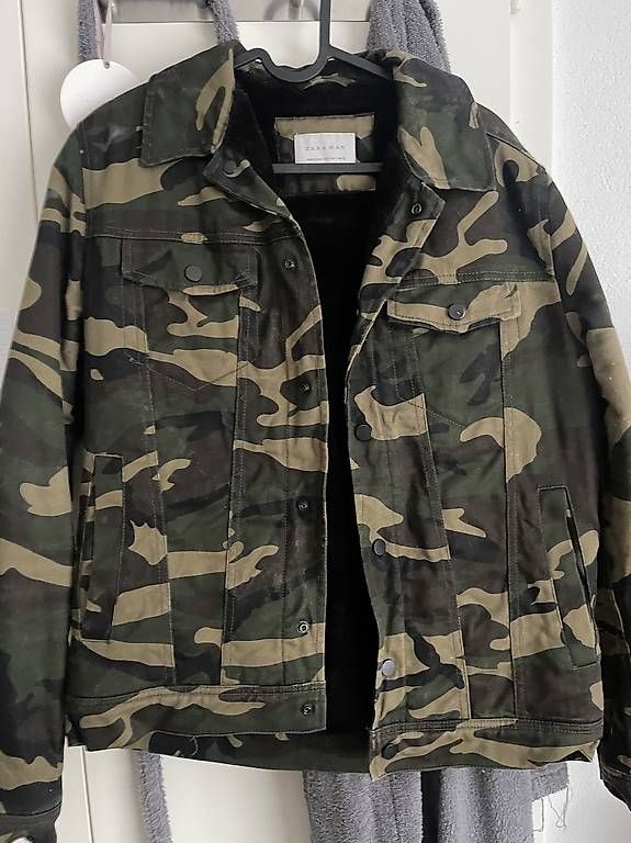 Giacche: Veste pour le printemps  – Usato da Fribourg venduto da Mihawk01