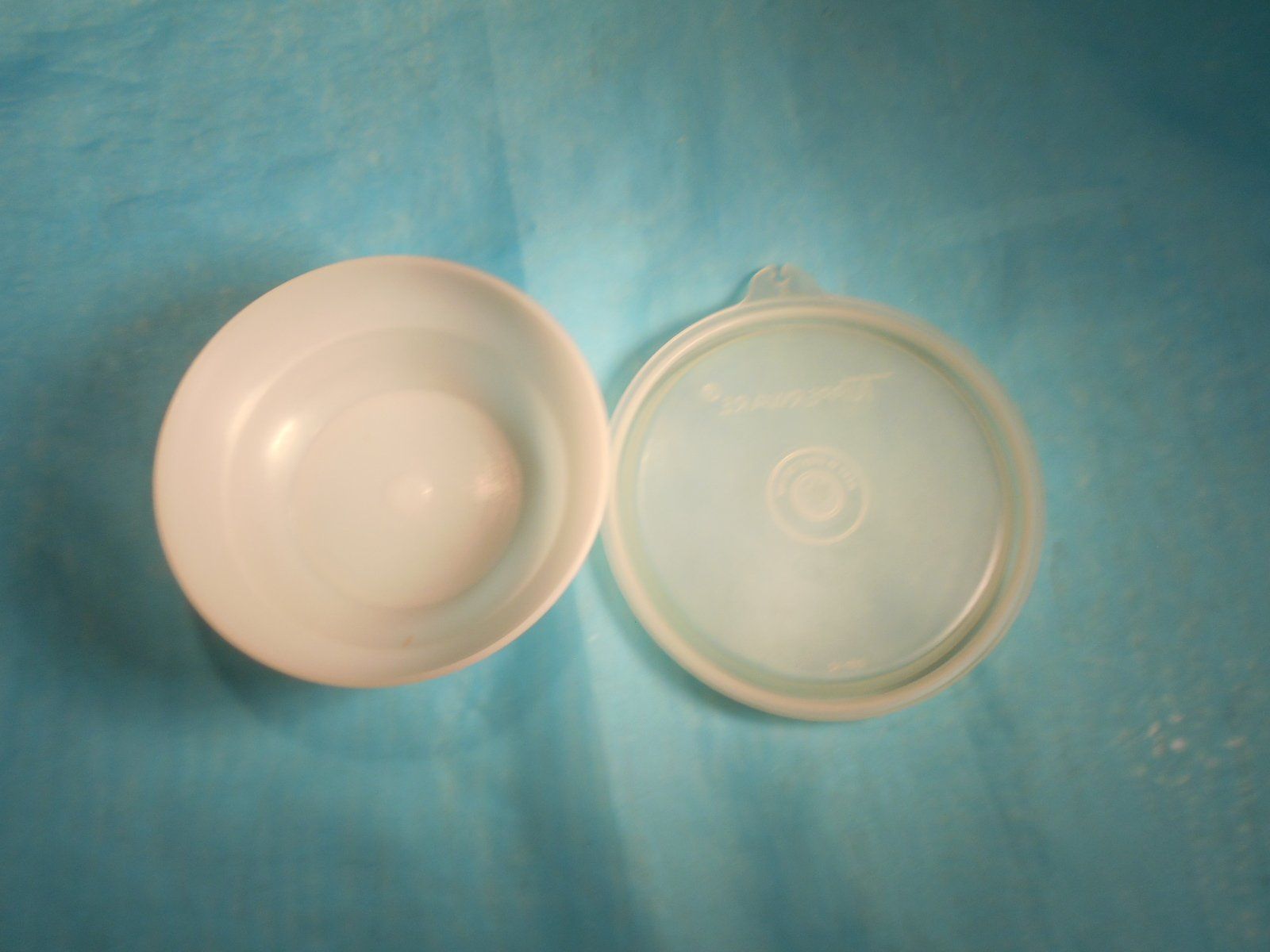 Tupperware Behälter & Ähnliches: Tupperware Behälter, klein, Dm: 11.5cm – Gebraucht aus Bellach von JingleCherry 4