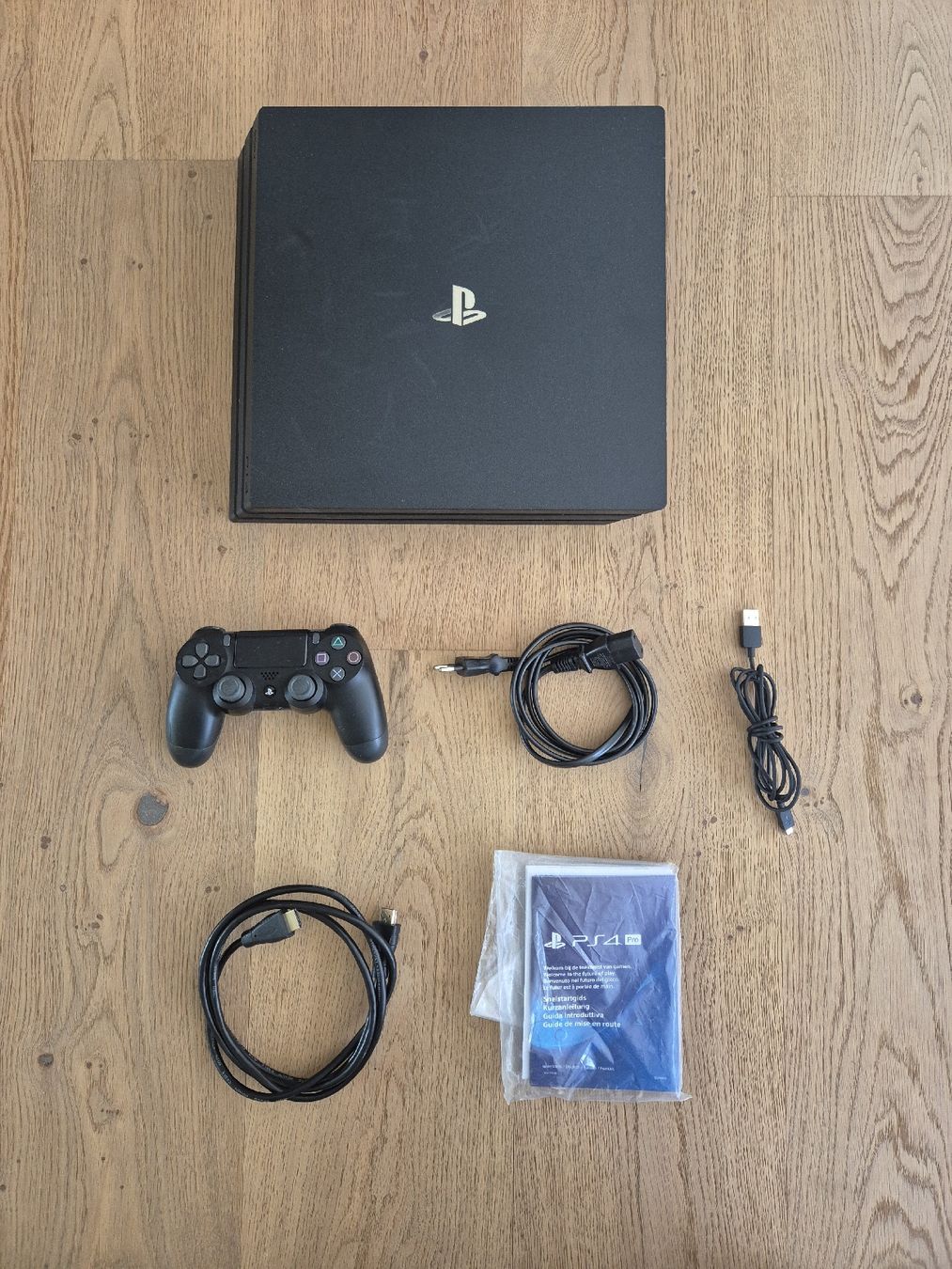 Sony Konsolen: Sony PS4 Pro 1TB Jet Black Console Mit Controller – Gebraucht aus Kloten von kevin340 2